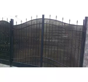 Монтаж воріт з полікарбонату Монтаж воріт з полікарбонату